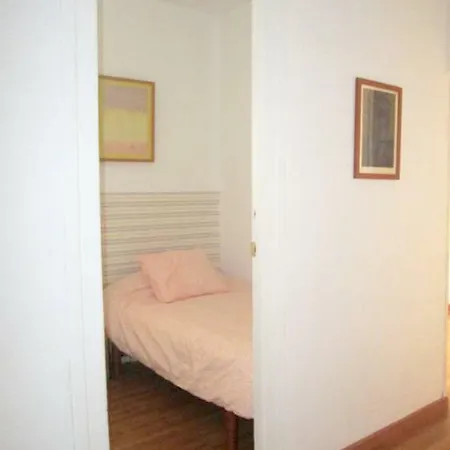Plaza Reina Maria Cristina Apartment Ribadesella